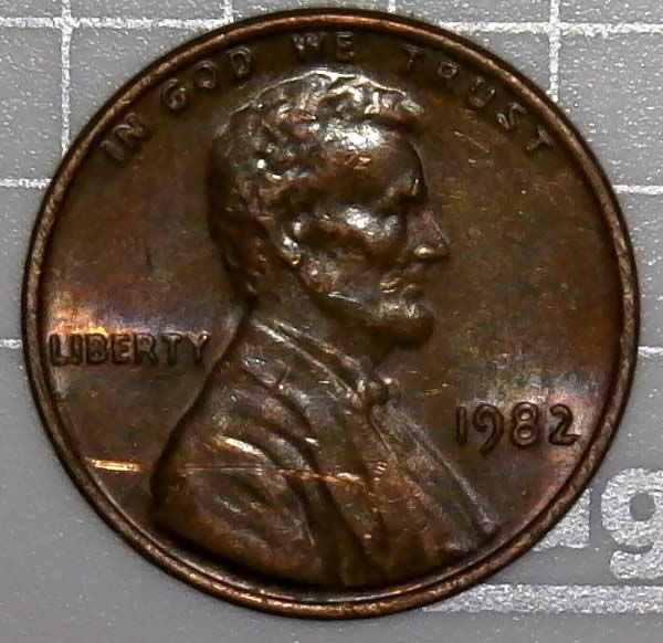 1982-P-Lincoln-Cent-With-Die-Crack-And-Retained-Interior-Die-Break